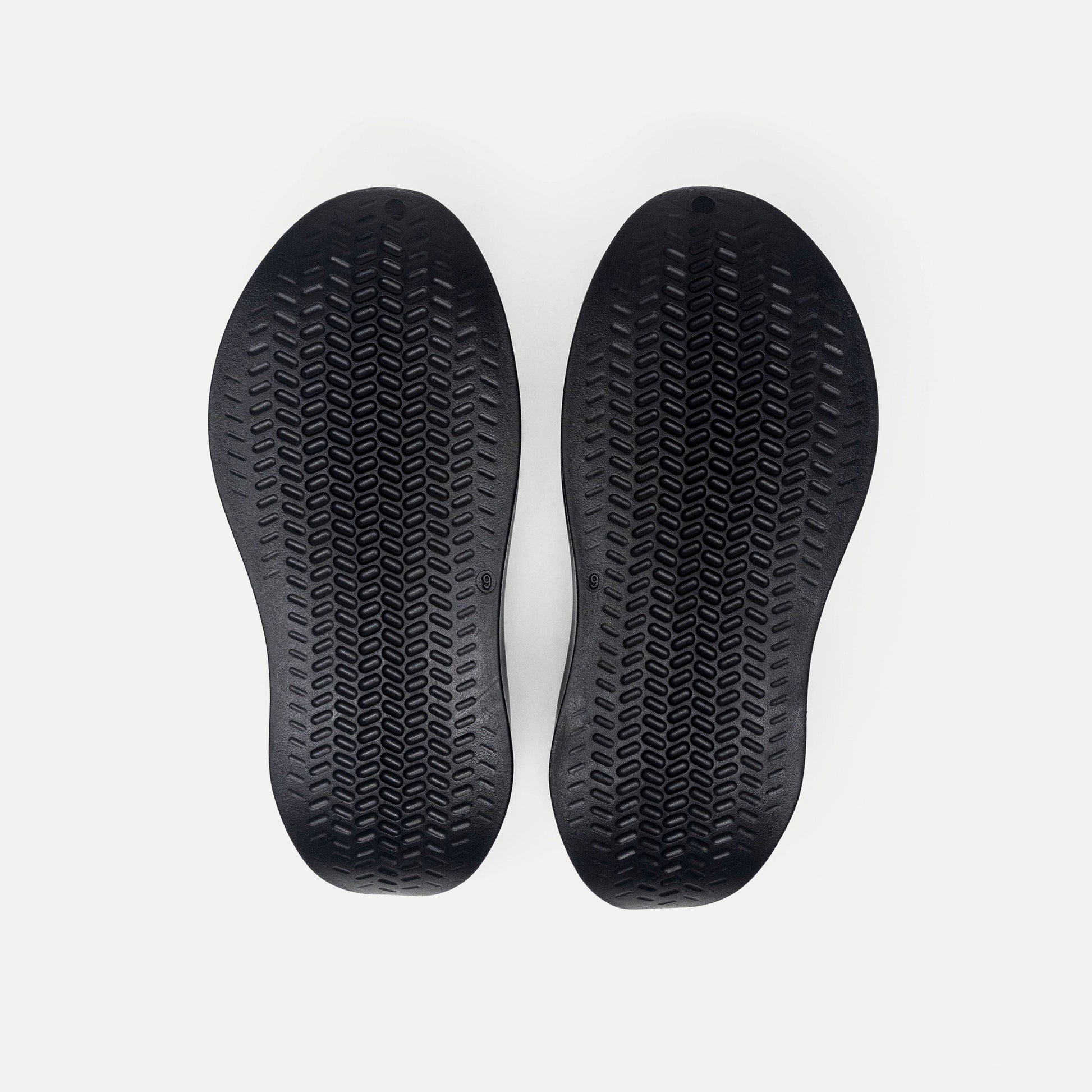 KNIGHT RNR - LIQUID BLACK