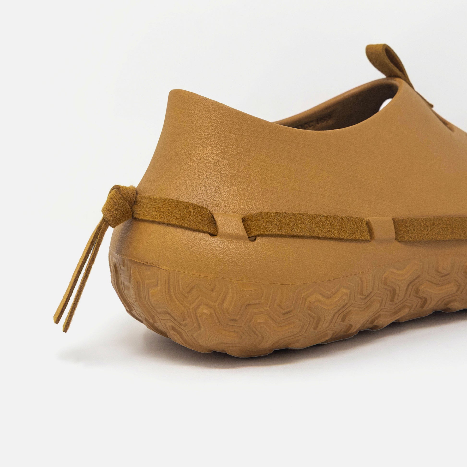 MOCC Men Almond - FCTRY LAb