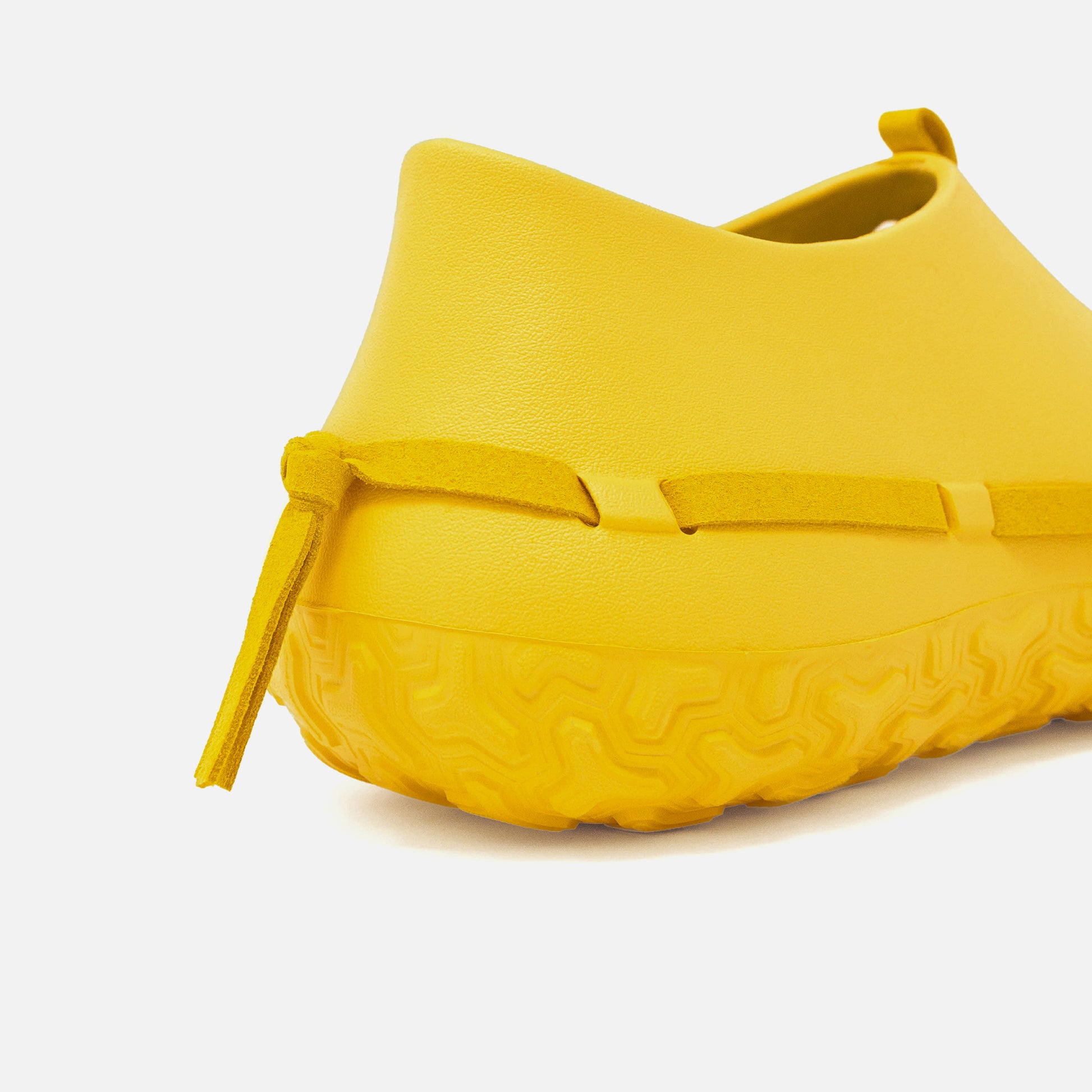 MOCC Women Banana Cream - FCTRY LAb