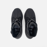 STOMPER - TRIPLE BLACK