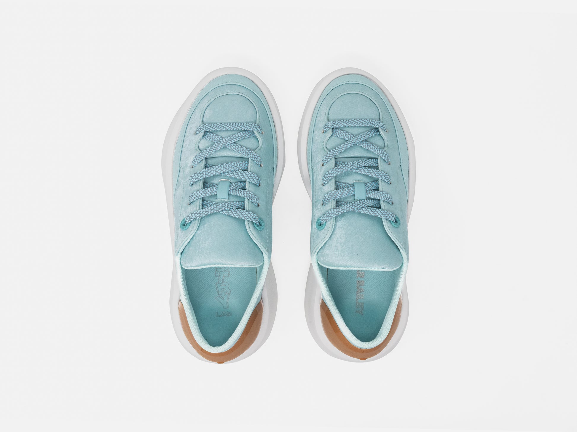 OB 1 LOW - MINT